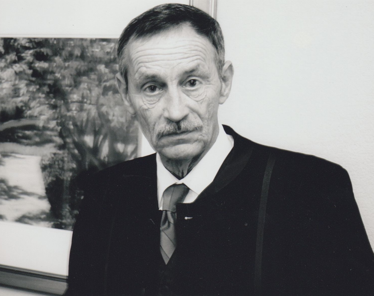 Obituary of Charles Hutchins