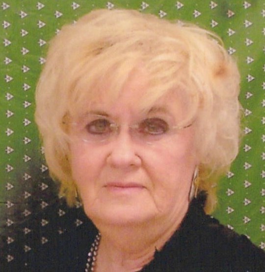 Obituary of Carolyn Chaviers