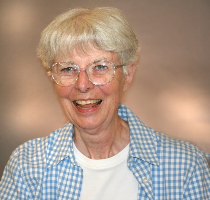 Obituary of Sr. Carolyn Bell