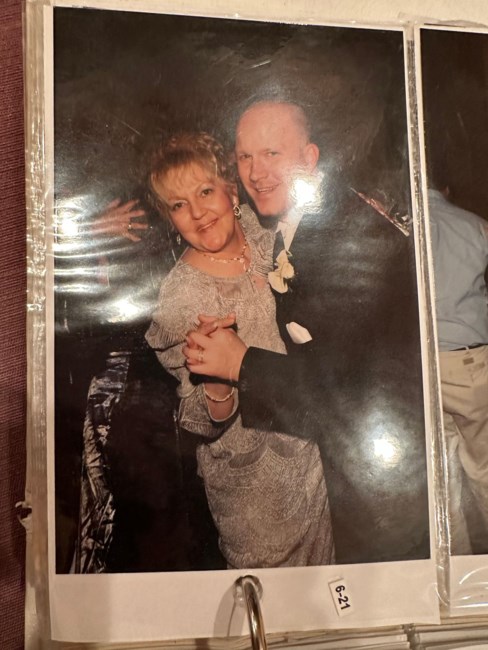 Obituario de Angie Deloise Novekoff