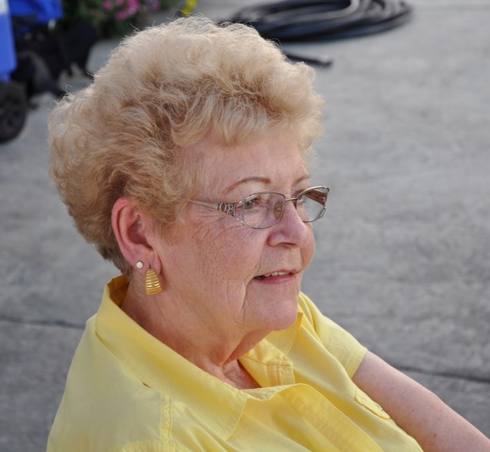 Avis de décès de Gloria Jean Hall Santora