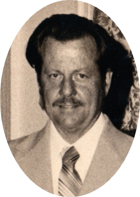 Obituary of William Byron Hollis