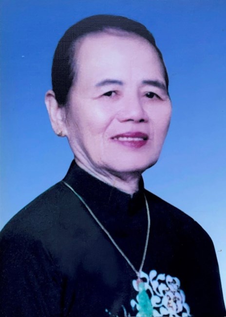 Obituary of Em Thi Nguyen