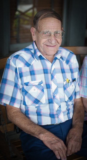 Obituary of Douglas Marion Phillips