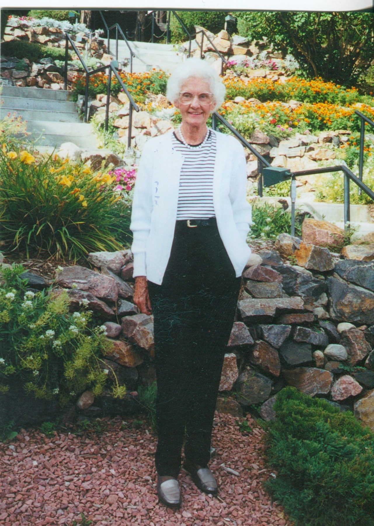 Obituary of Doris McMinn