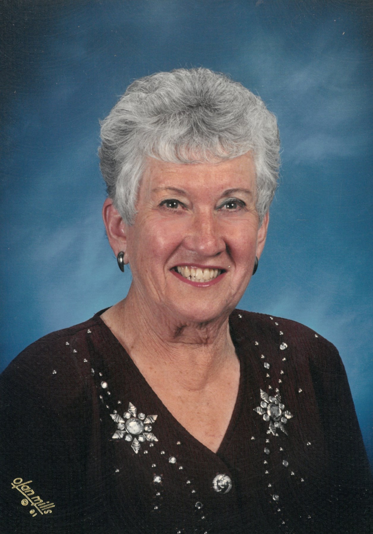 Obituary of Mary Louise Mills