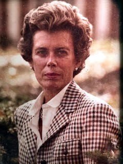 Obituario de Mary "Mj" Joan Davenport