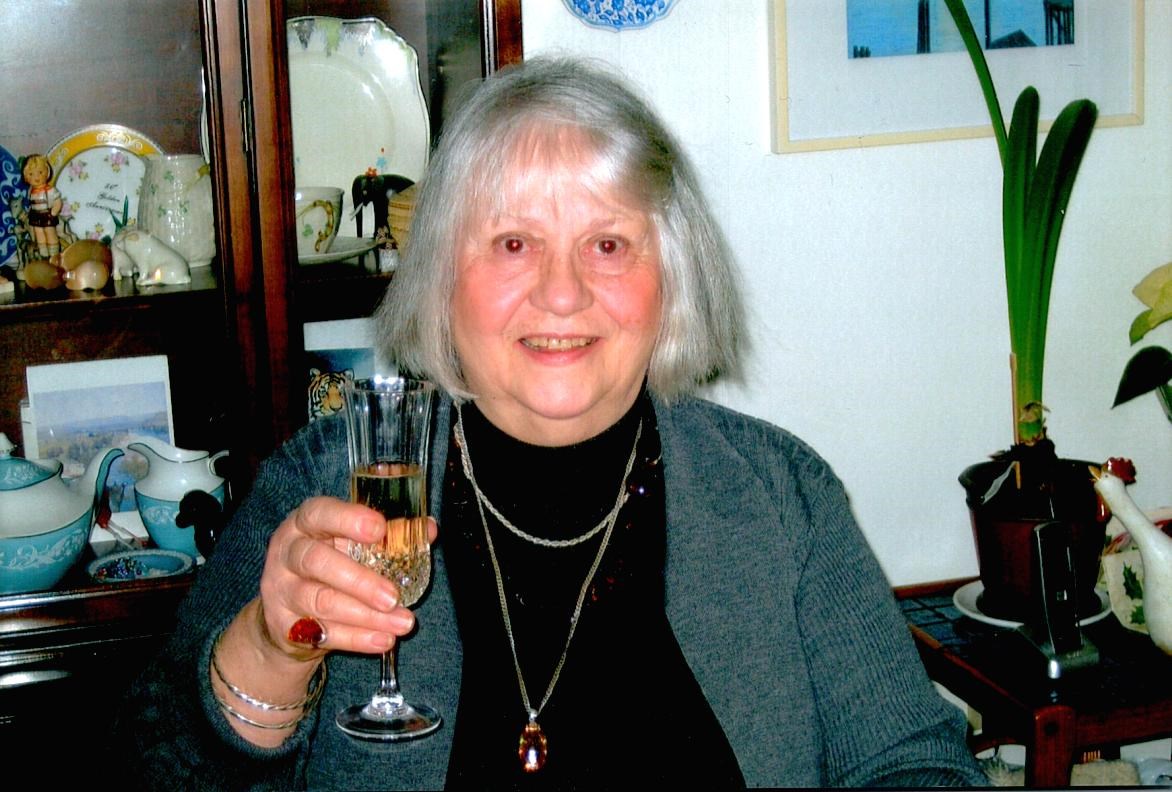 Obituary of Josiane Yvonne Demers