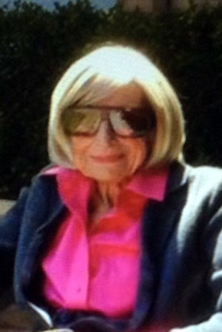 Obituary of Evelyn B. Stoops