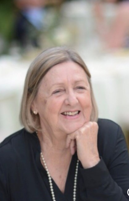 Obituario de Elizabeth Reynolds