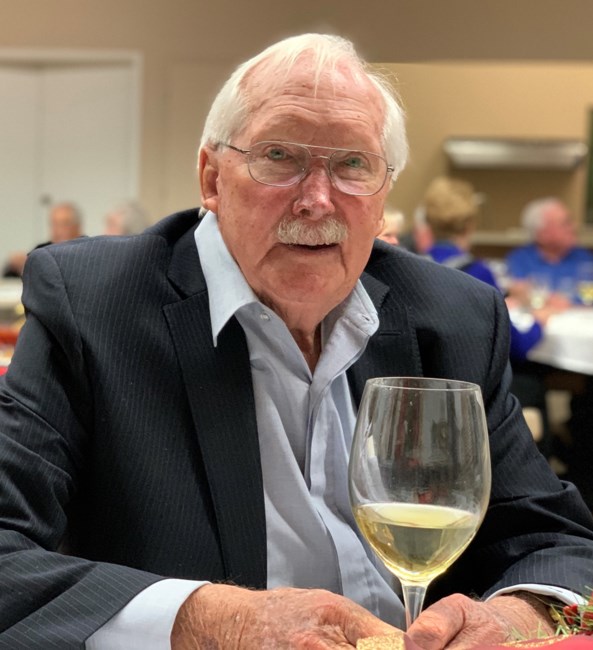 Obituary of Hendrik Arie Sturrus