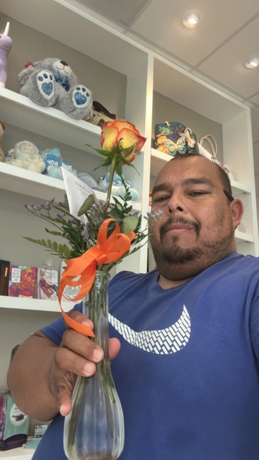 Obituary of Alfredo Flores