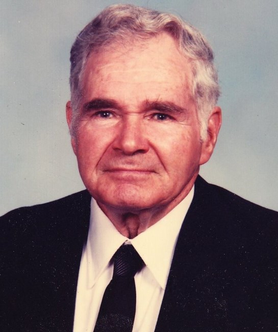 Obituario de Mr. Alton M. Moore