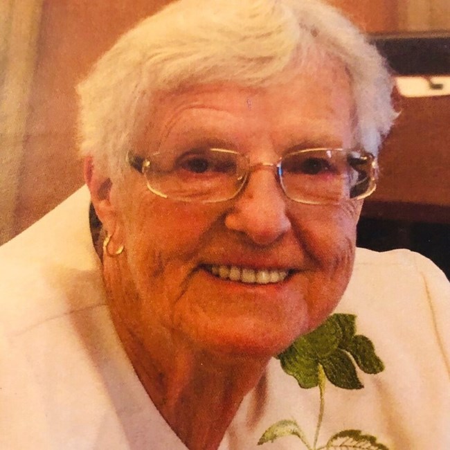Obituary of Kathleen Christina Walker Dennis