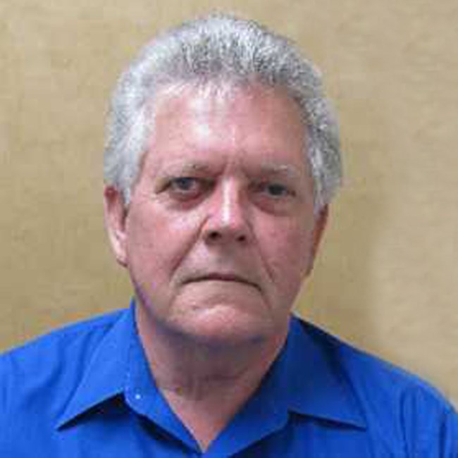 Obituary of Samuel Hollenkamp