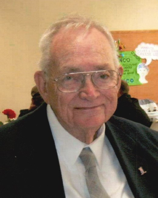 Obituario de Robert "Bob" F. McGuire