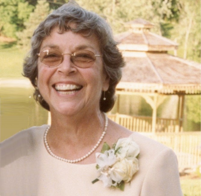 Obituary of Elaine Delma Van Laanen