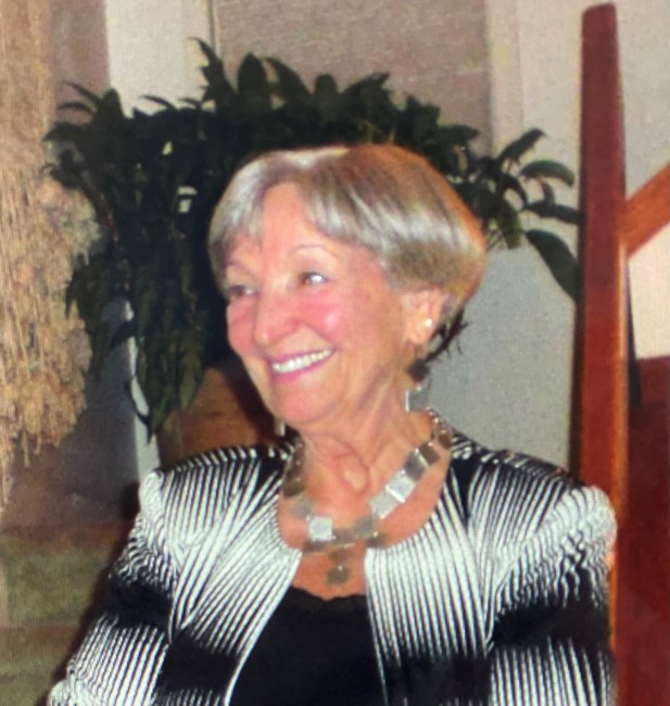 Obituario de Inga Annemarie Moennich-Slade