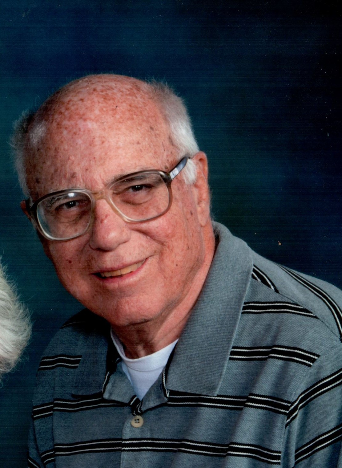 Obituario de Joseph John Devlin