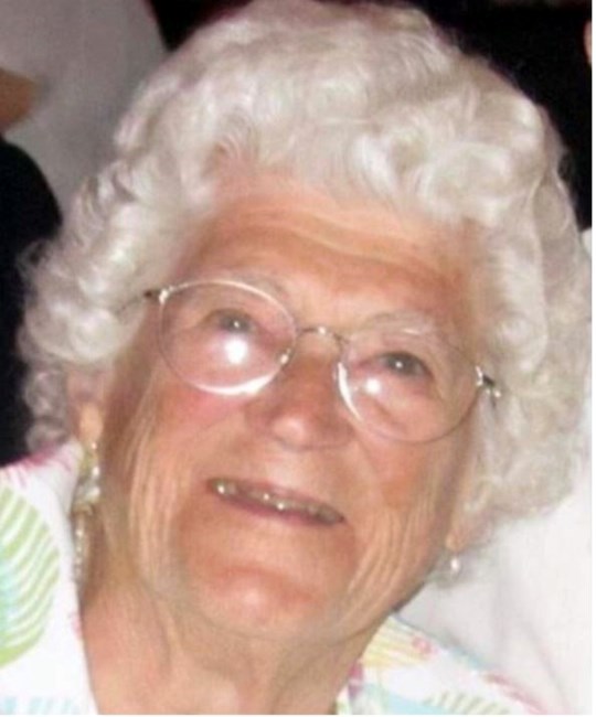 Obituary of Margaret "Evelyn" White