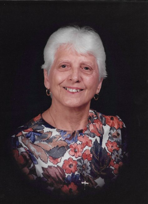 Obituary of Amalia F Lopez