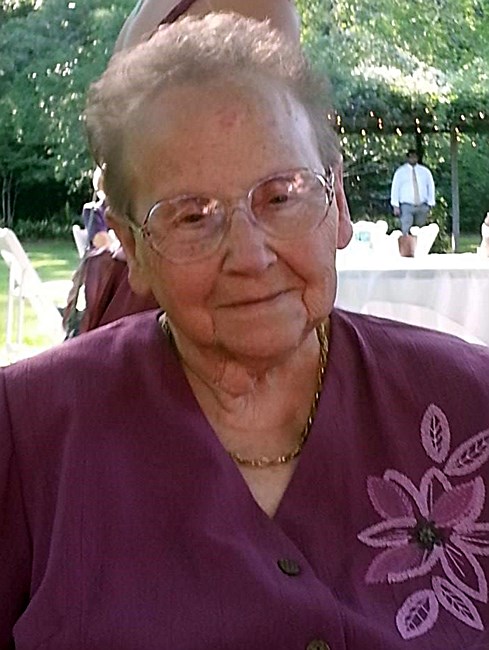 Obituary of Catherine Grace Lasker Leach