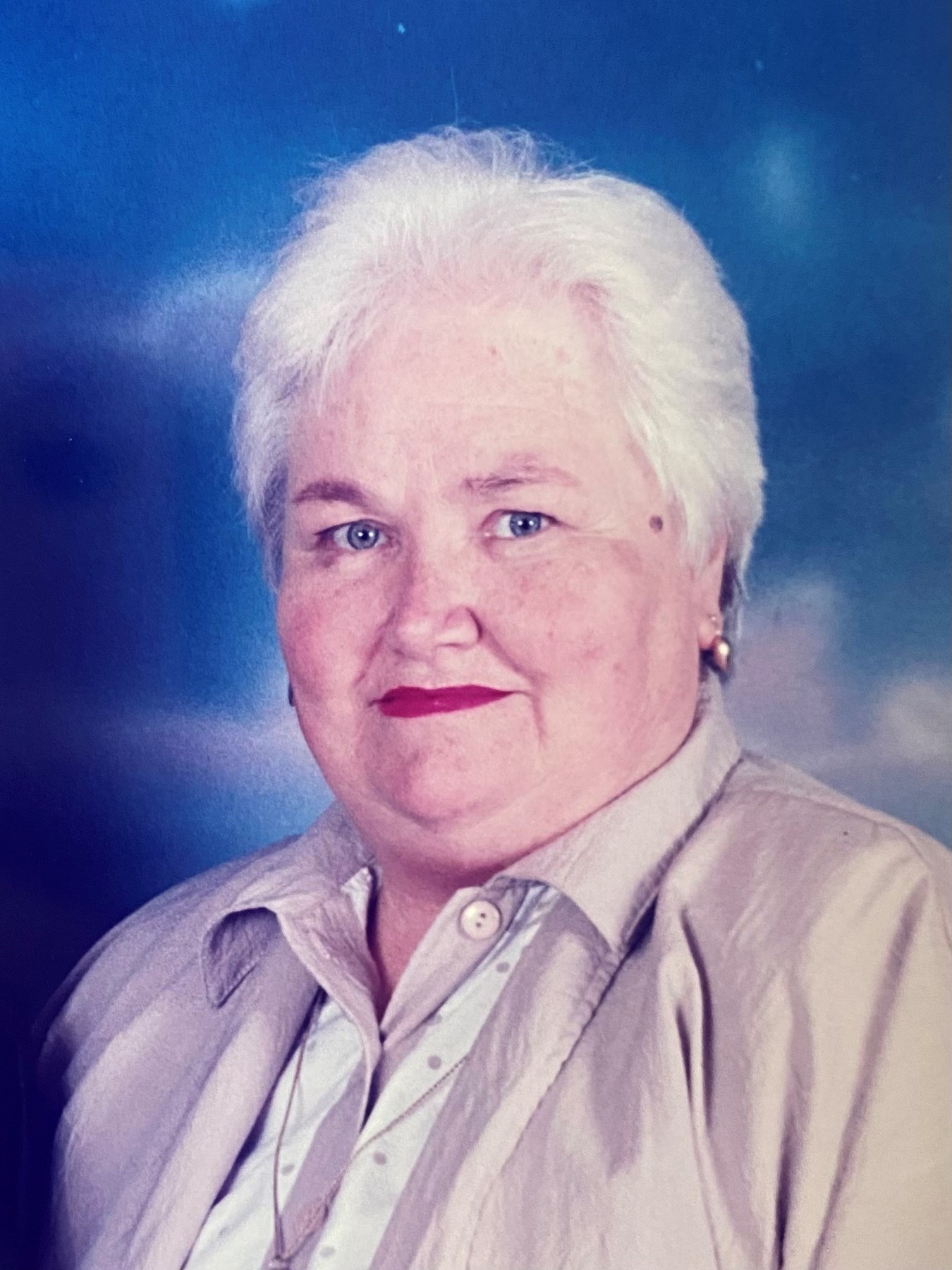 Obituary of Beverly Saltzman Siemssen