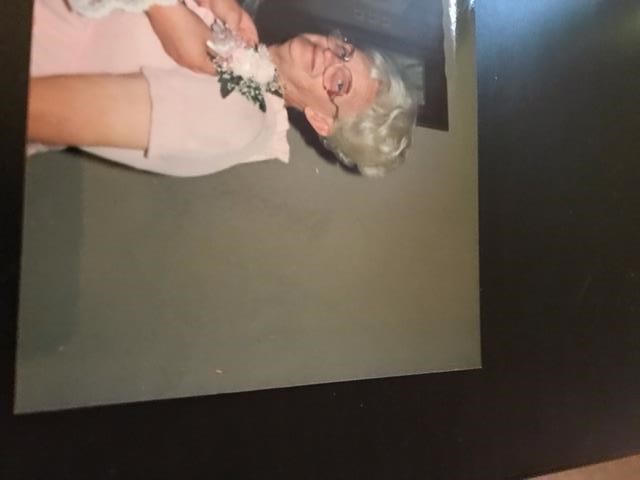 Obituario de Joan Elizabeth Harris