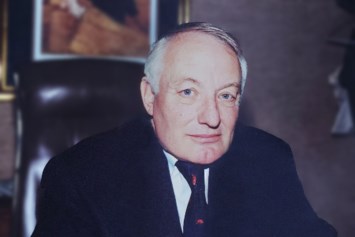 Obituario de John Compton Jr.