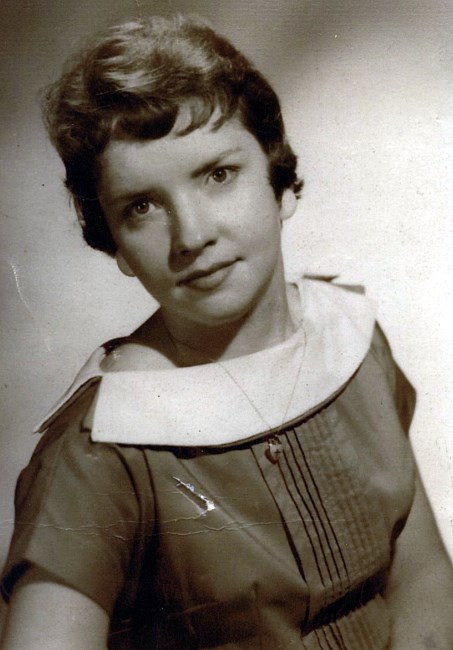 Obituary of Barbara Barrow