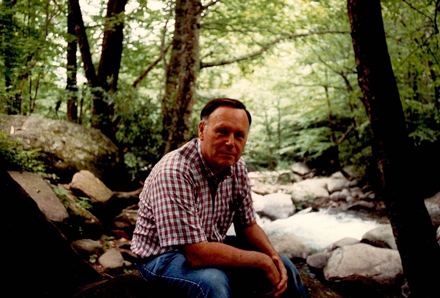 Obituario de Paul Dupont