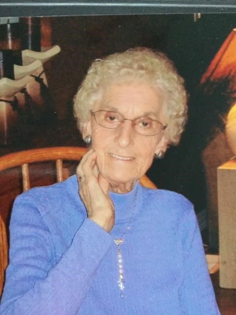 Obituary of Lillian Joyce Cross