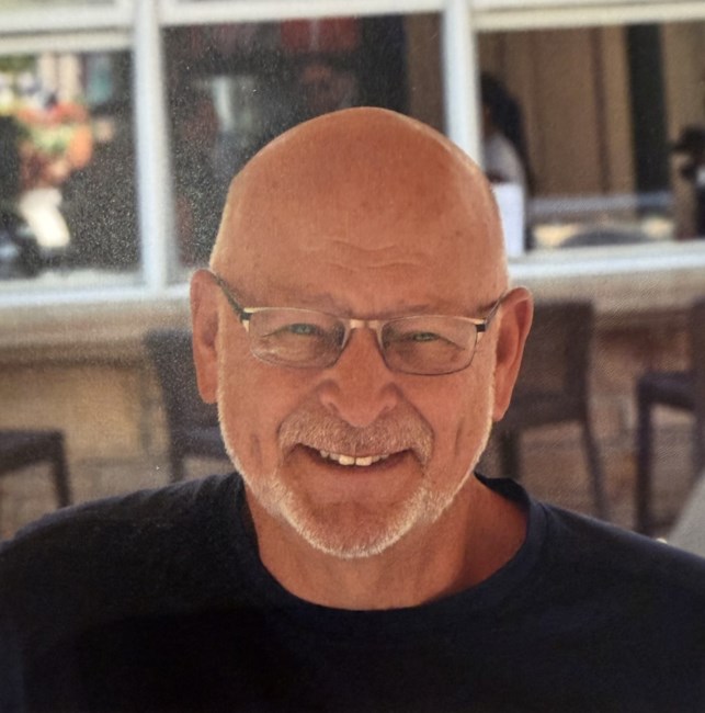 Obituary of Roger E Mauck