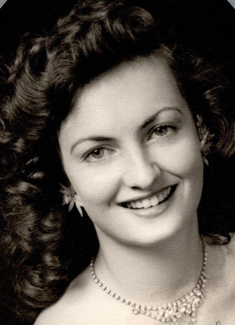 Obituary of Eveline Baker