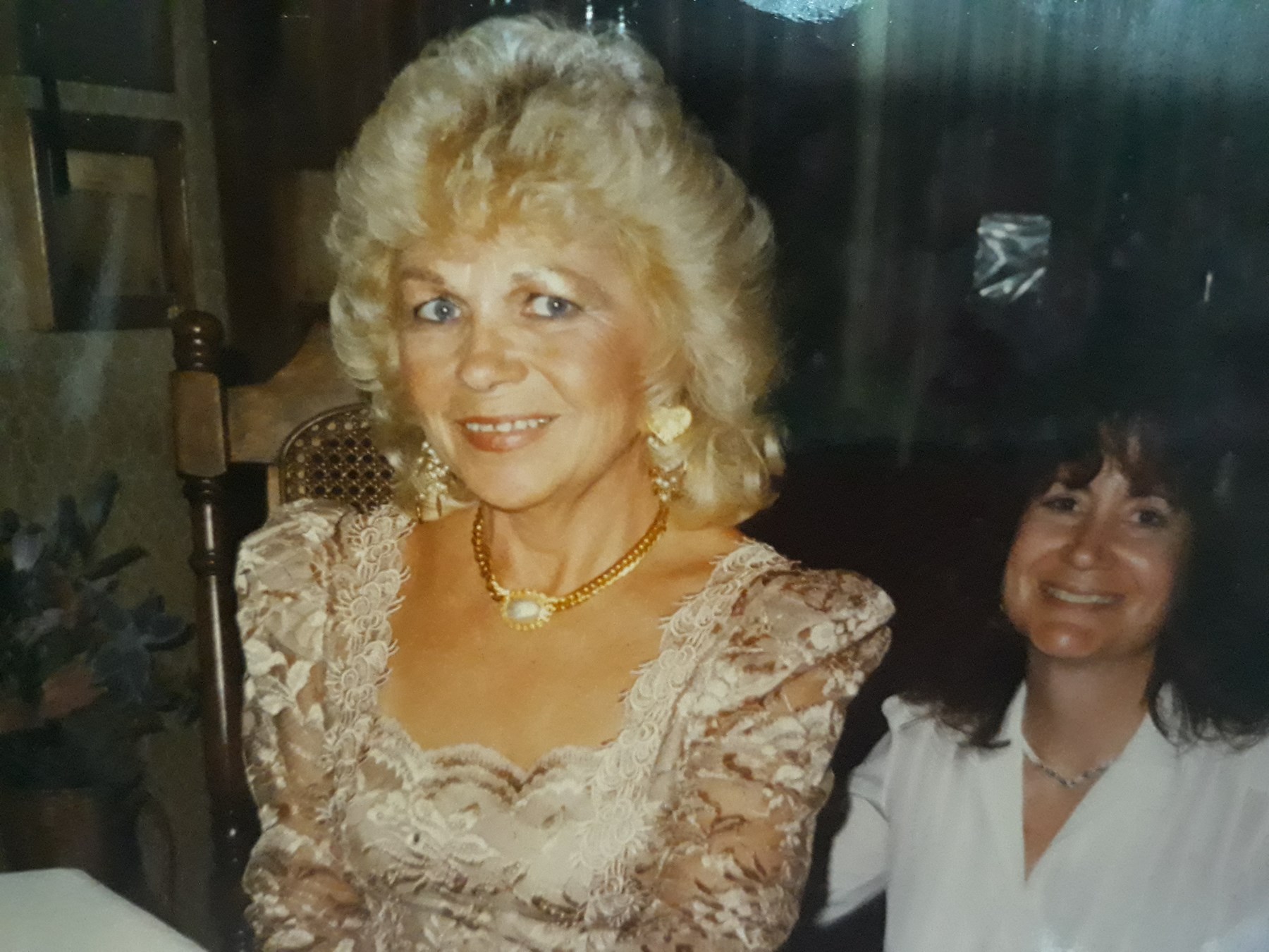 Obituary of Carol Mary Willoughby