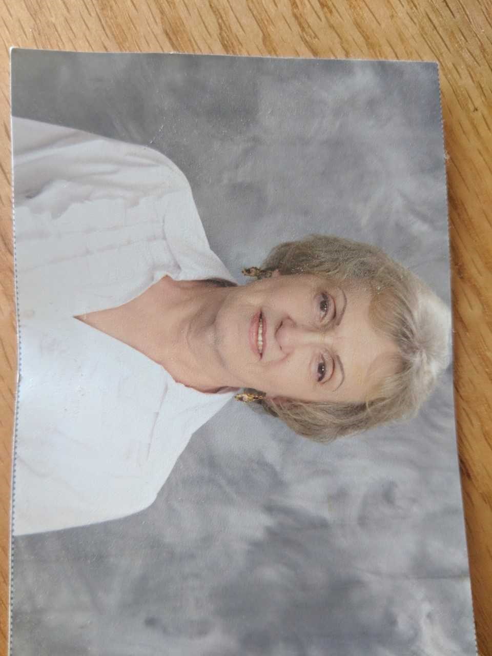 Obituary of Donna Marie Flowers