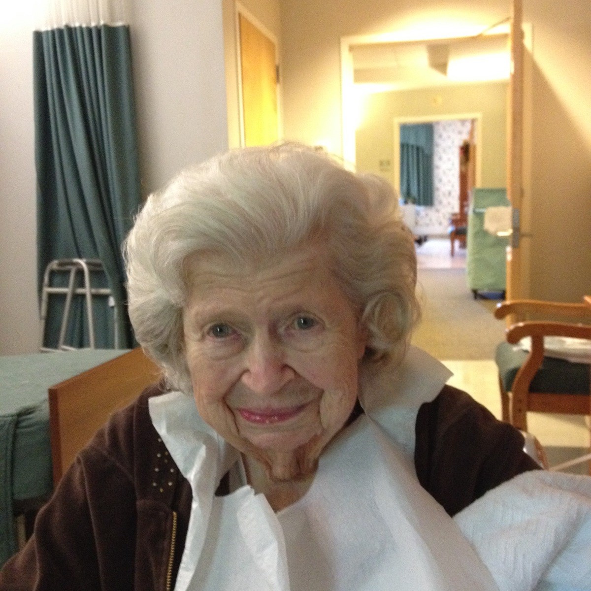 Obituary of Gloria B Mackin