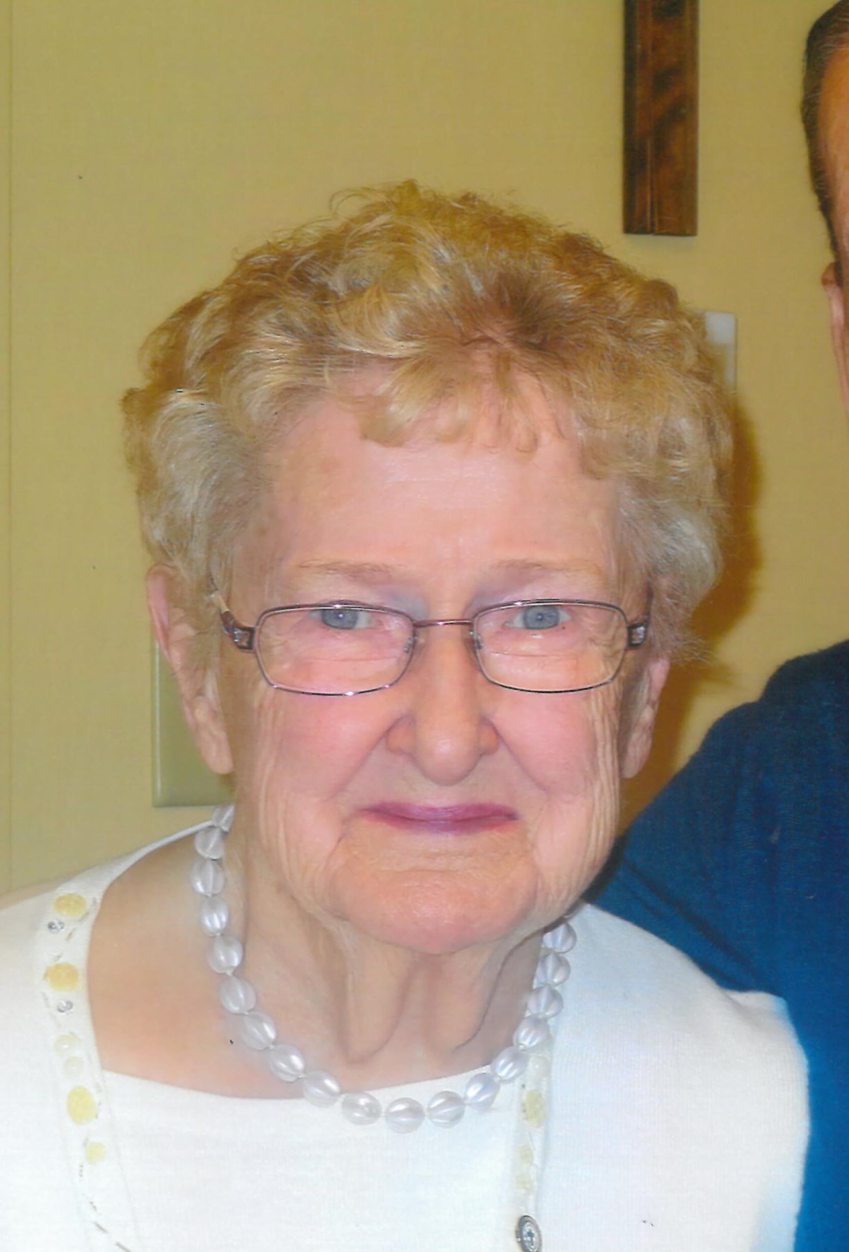 Obituary of Florence Ellen Bates