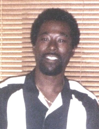 Obituario de James Earl Craine