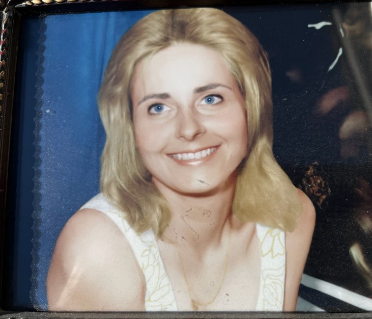 Obituary of Marilyn Elaine Hawk
