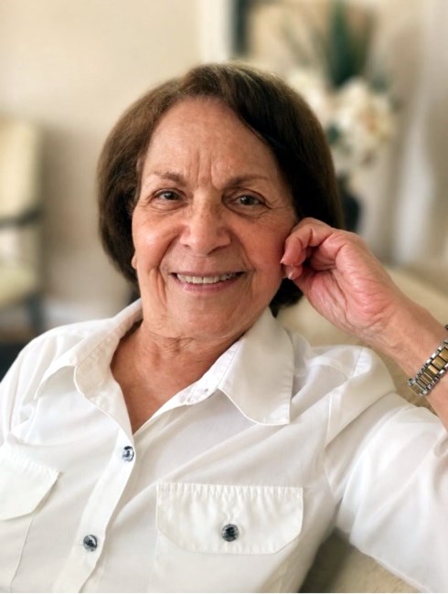 Obituary of Carmen Molina