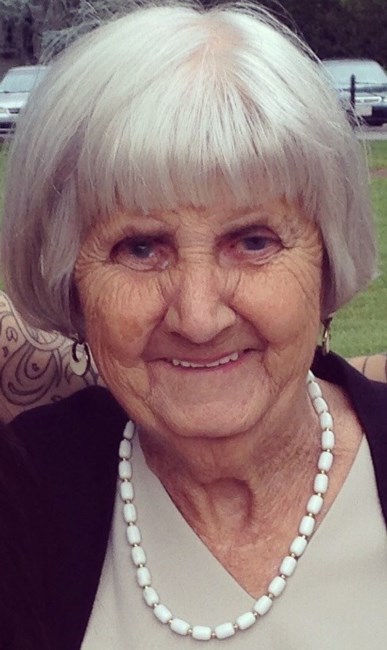 Obituary of Lillian R. Raymond Arruda