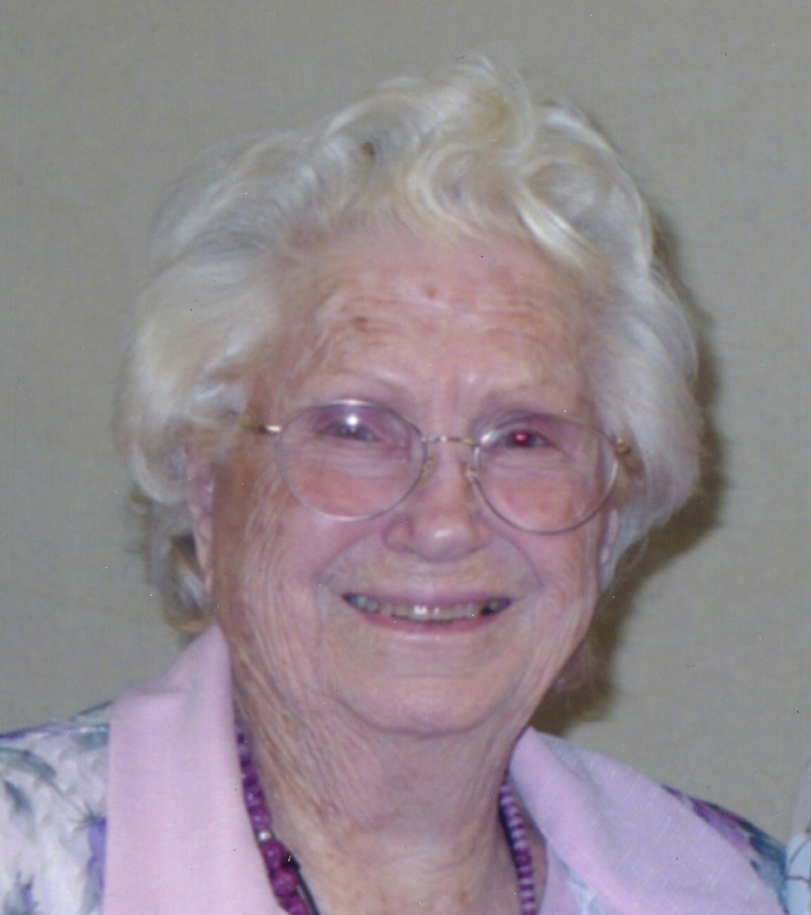Deborah Riggs's Instagram, Twitter & Facebook on IDCrawl