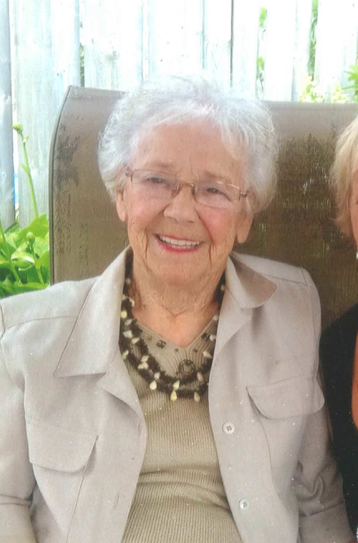 Obituary of Aline Maynard (née Locas)