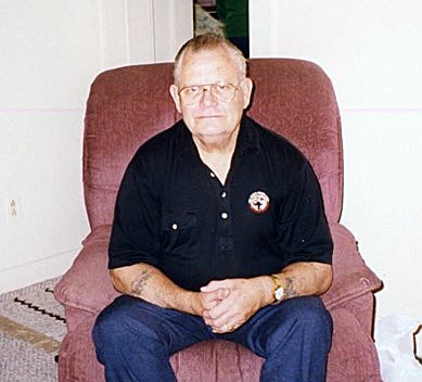 Obituario de John D. Holbrook