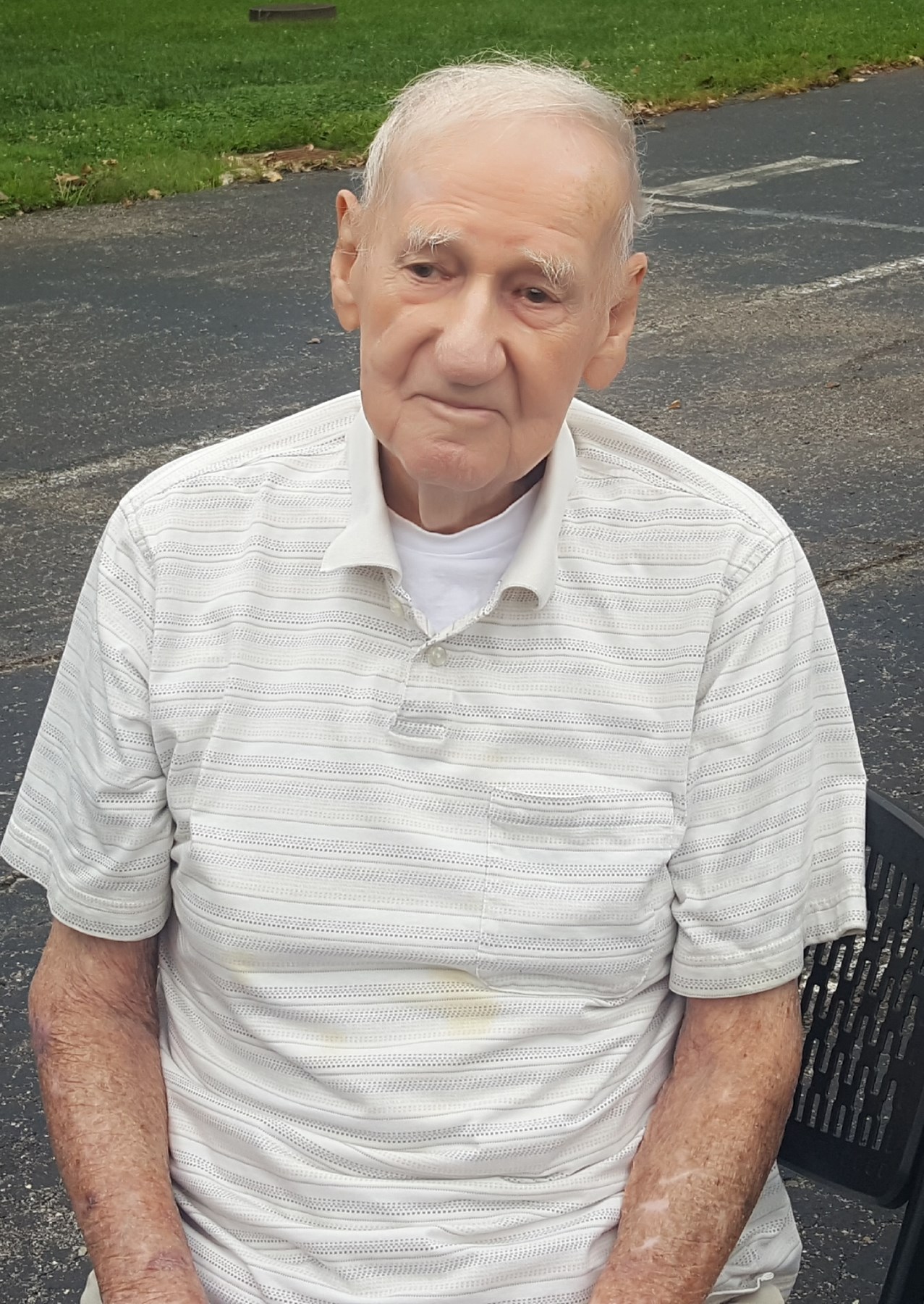 Obituary of Robert E Mentzer