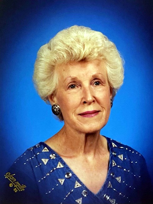 Obituary of Dorothea Louise Bradford