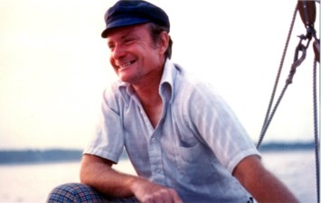 Obituario de James E. Bishop