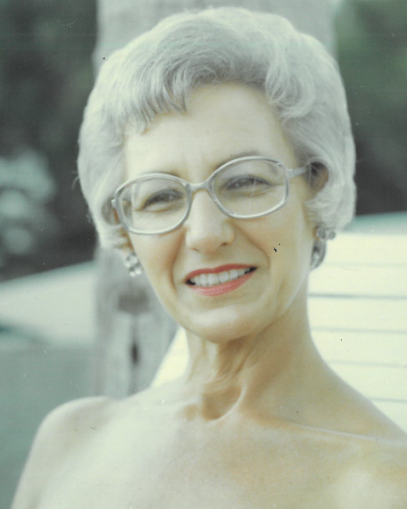 Obituary of Margaret "Peggy" Virginia (Riley) Dutcher