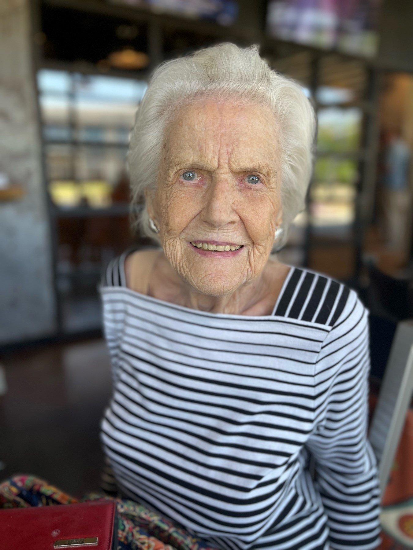 Obituary of Johanna "Oma" Diamond Bishop